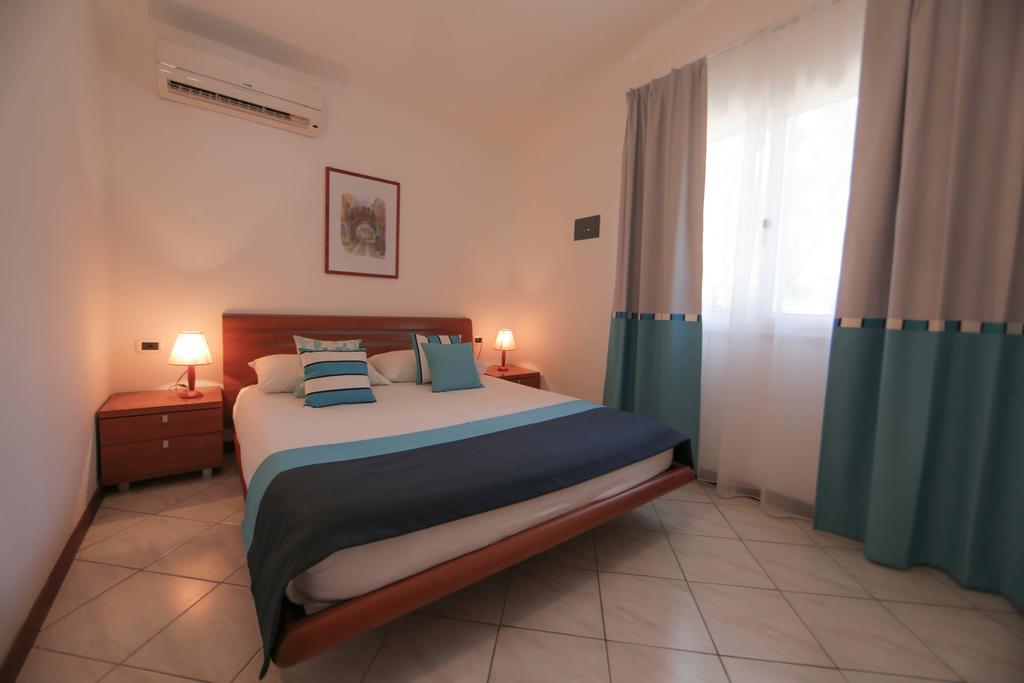 Verudela Villas Pula Bagian luar foto